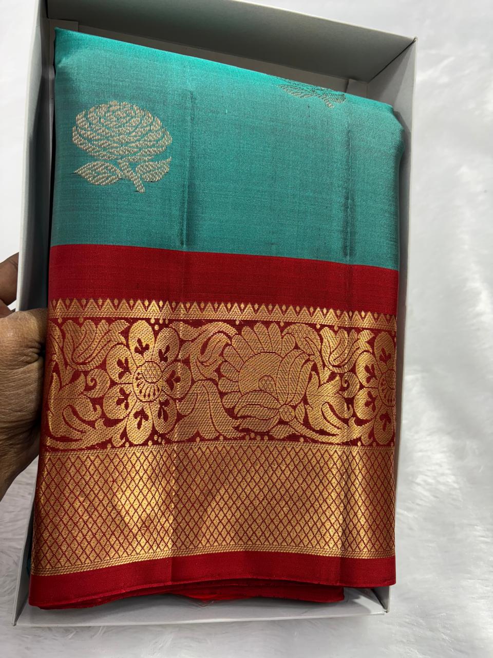 Pure Silk Handloom Saree 12